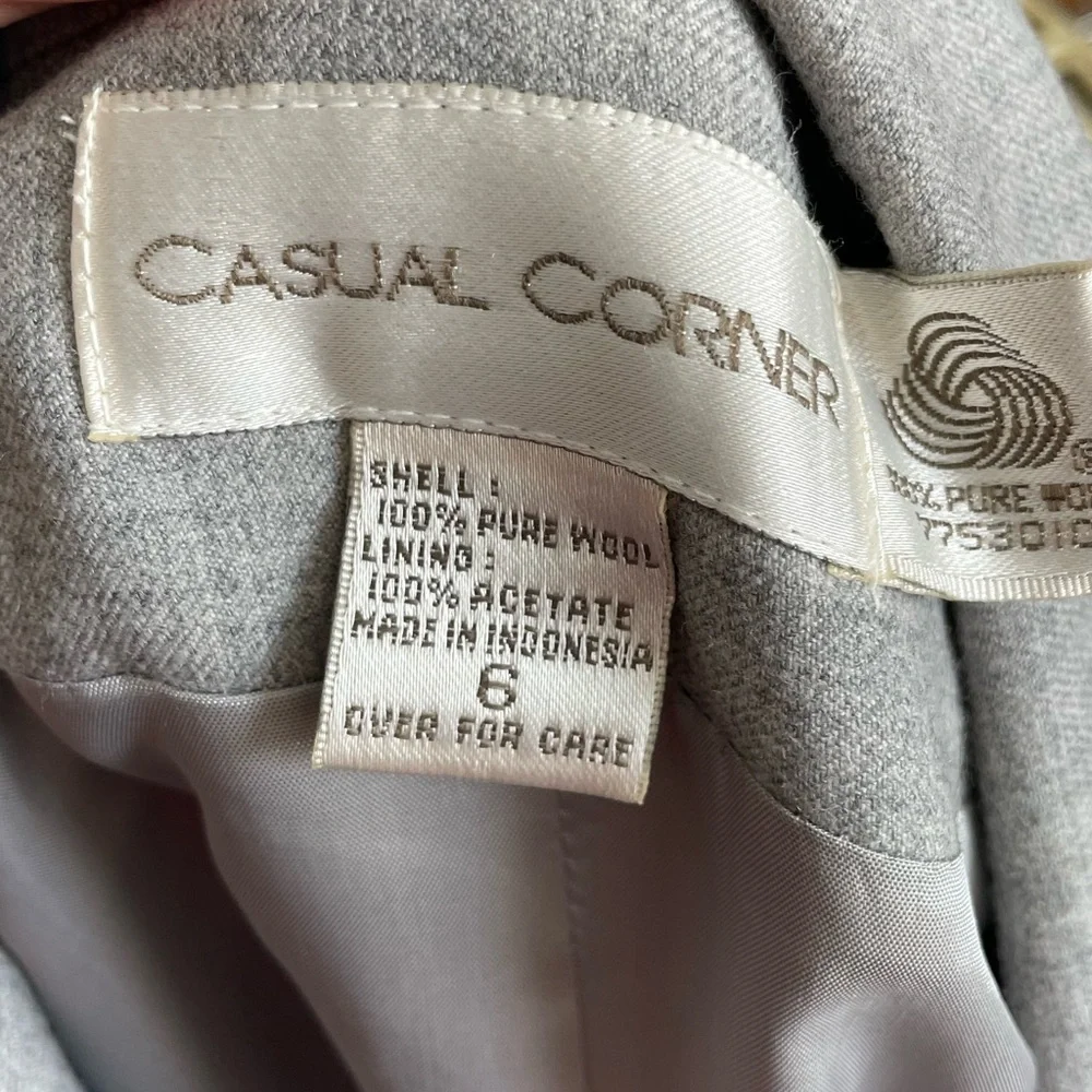 Casual Corner Suit - Picture 3 of 3